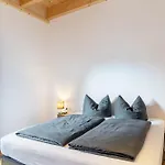 Lorenz Apartman