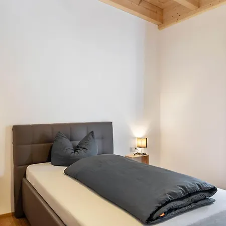 Lorenz Apartment